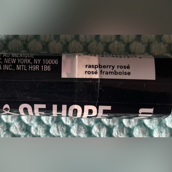 Avon Kiss of Hope Raspberry Rose Lipstick-2 New - Picture 2 of 3